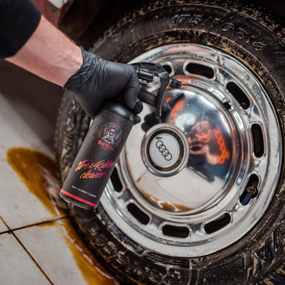 Curățare și degresare anvelope & chedere – BadBoys Tire & Rubber Cleaner 500 ml