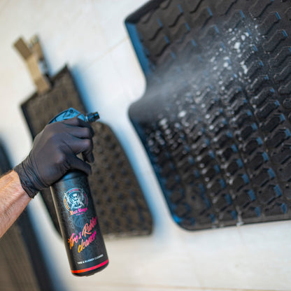 Curățare și degresare anvelope & chedere – BadBoys Tire & Rubber Cleaner 500 ml