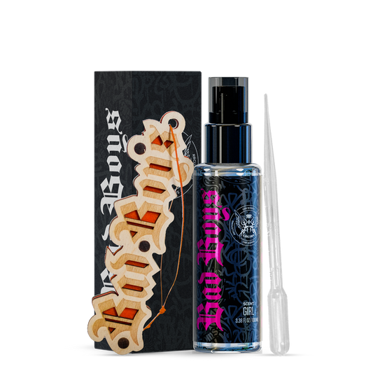 Odorizant auto premium cu pulverizator in KIT BadBoys, cu miros de parfum de femeie 100ml